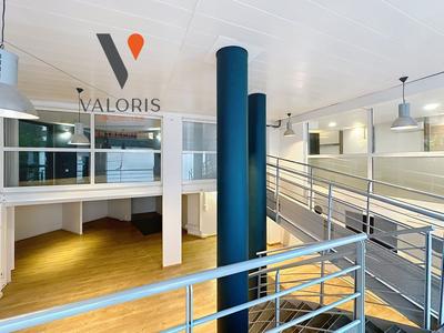 Local commercial - 150 m² - 5 pièces