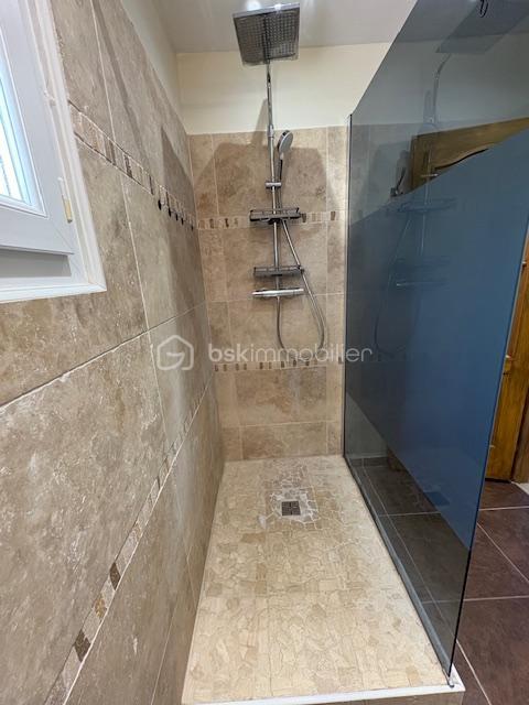 Château - 180 m² - 6 pièces