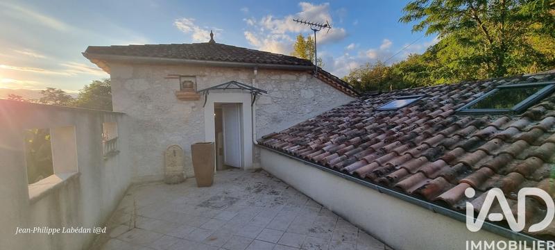 Maison - 260 m² - 7 pièces