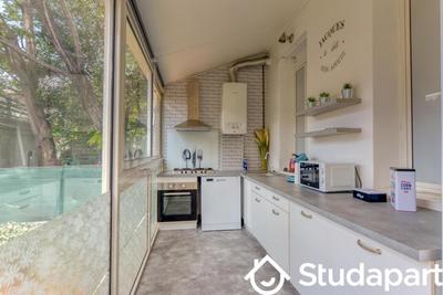 Chambre - 10 m² - 1 pièce