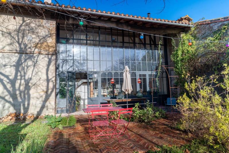 Propriété - 435 m² - 11 pièces