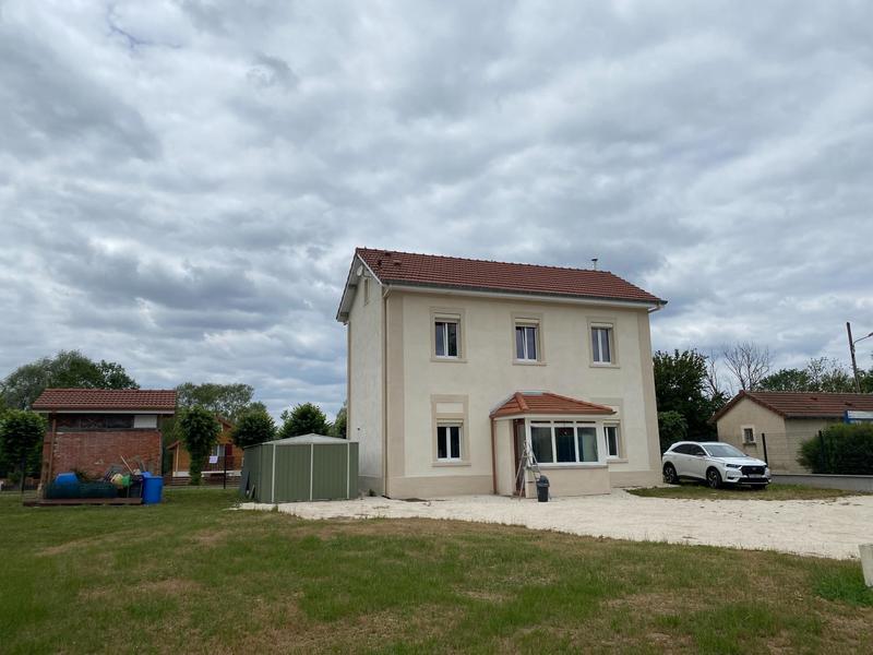 Maison - 120 m² - 5 pièces