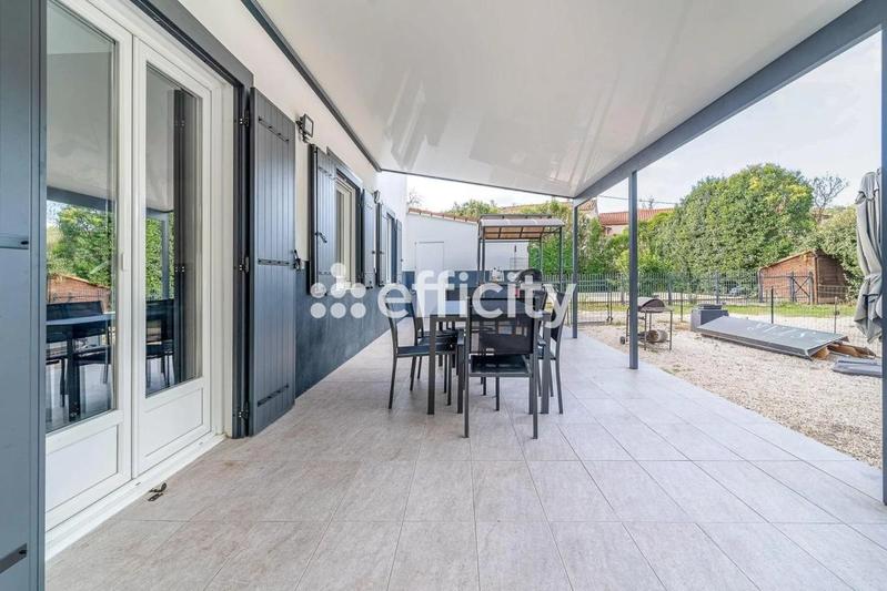 Maison - 166 m² - 6 pièces