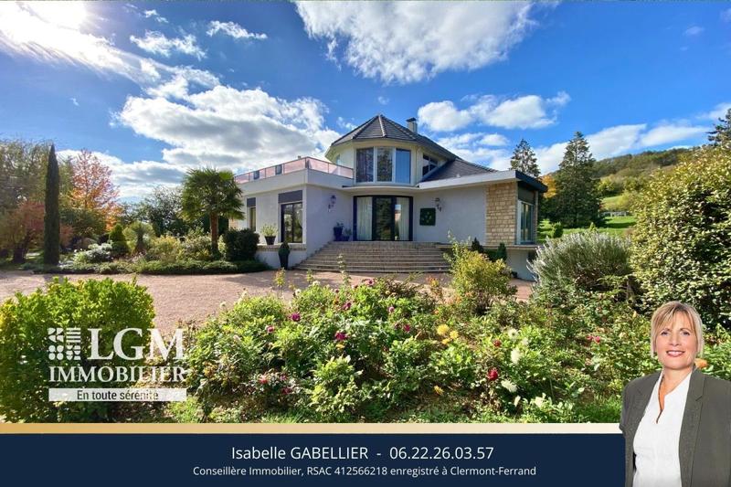 Villa - 288 m² - 6 pièces