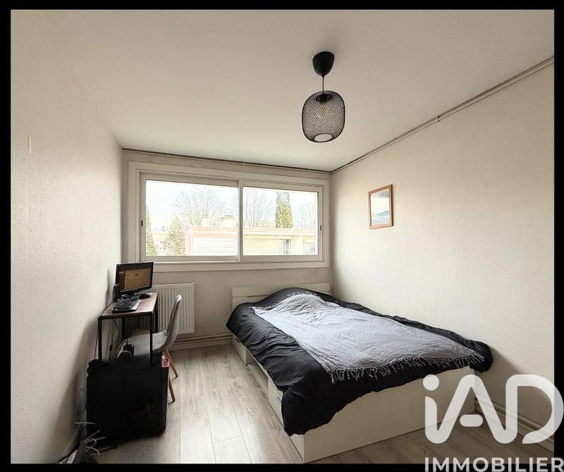 Appartement - 95 m² - 5 pièces