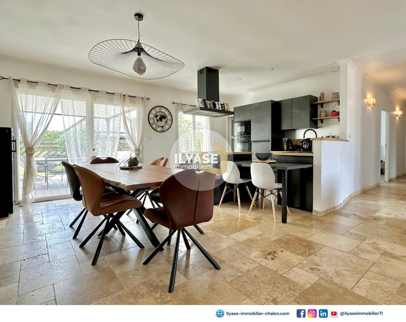 Maison - 124 m² - 5 pièces