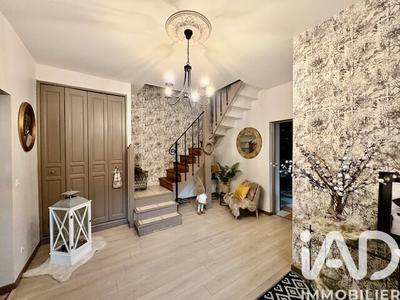 Maison - 170 m² - 8 pièces