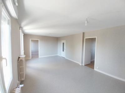 Appartement - 67 m² - 4 pièces