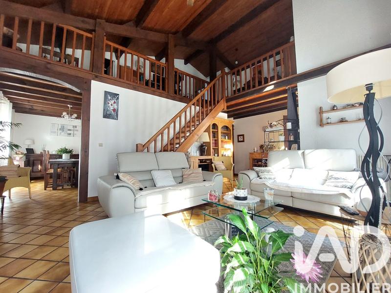 Maison - 156 m² - 7 pièces