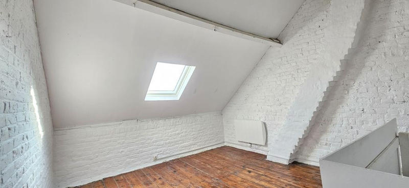 Maison - 85 m² - 5 pièces