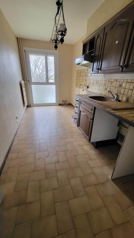 Appartement - 85 m² - 4 pièces