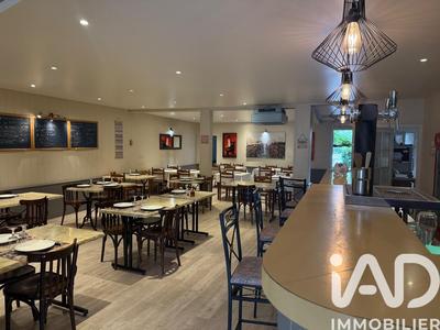 Maison - 205 m² - 15 pièces