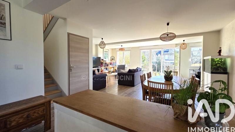 Maison - 133 m² - 6 pièces