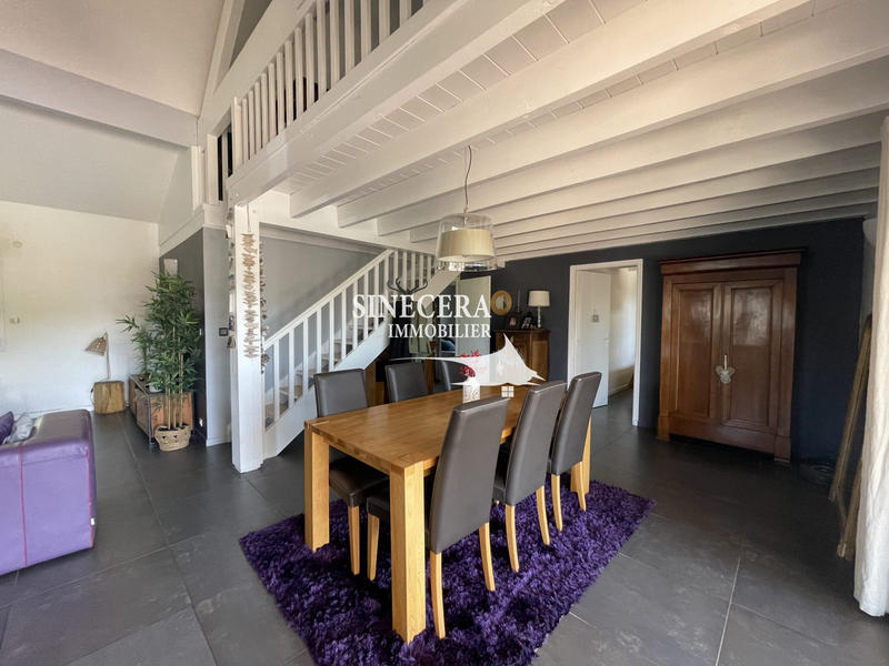 Maison - 146 m² - 5 pièces