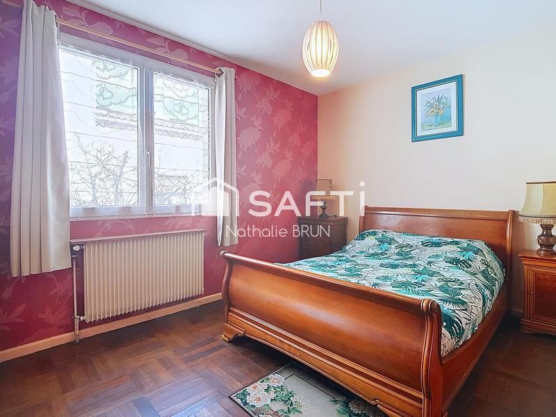 Maison - 171 m² - 7 pièces