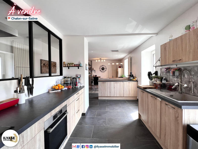 Appartement - 135 m² - 4 pièces