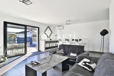 Maison - 107 m² - 5 pièces