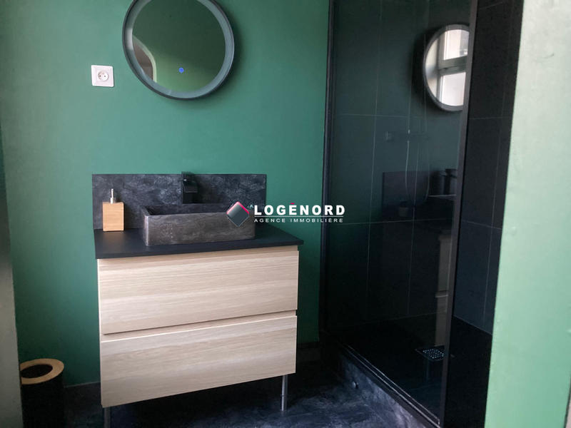 Duplex - 250 m² - 9 pièces