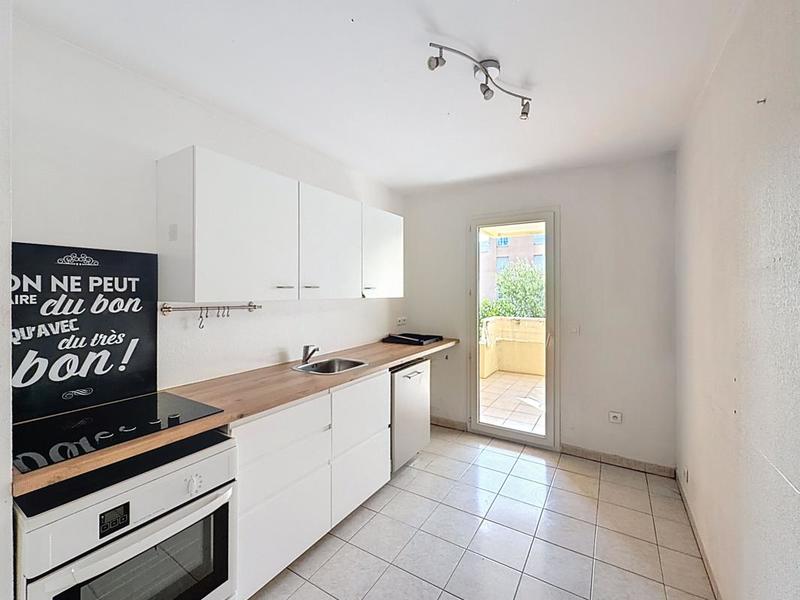 Appartement - 85 m² - 4 pièces