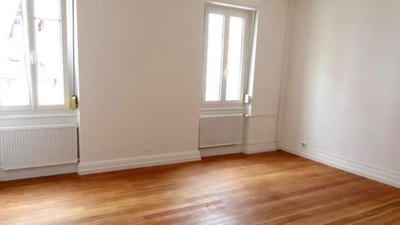 Appartement - 79 m² - 3 pièces