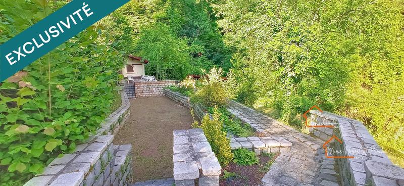 Maison - 140 m² - 5 pièces