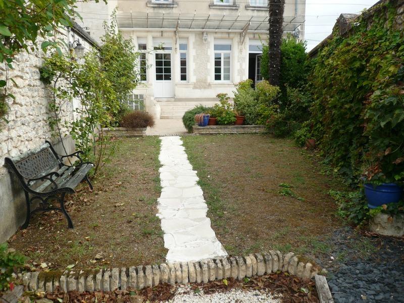 Maison bourgeoise - 230 m² - 9 pièces