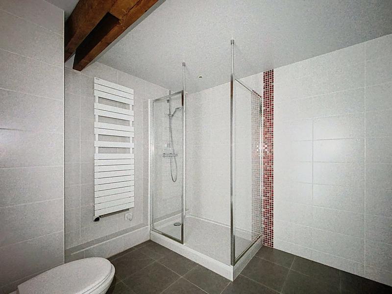 Appartement - 80 m² - 3 pièces