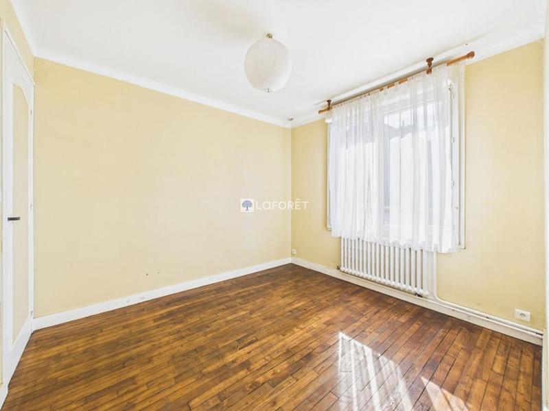 Maison - 86 m² - 5 pièces