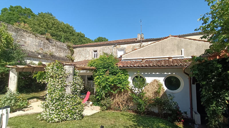 Maison - 152 m² - 6 pièces