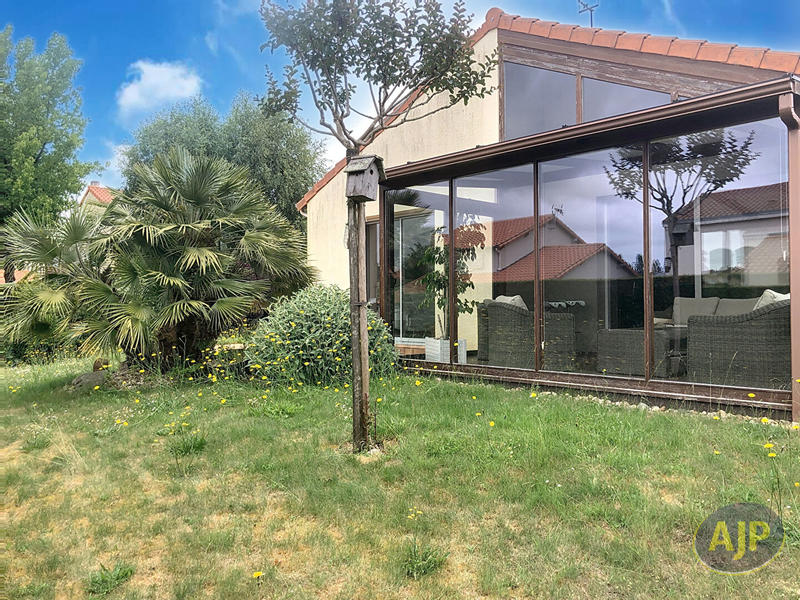Maison - 167 m² - 5 pièces