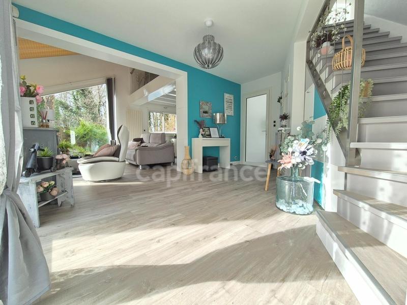 Maison - 170 m² - 5 pièces