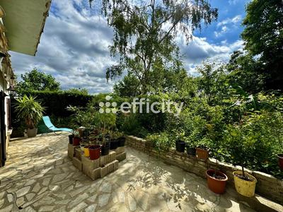 Maison - 200 m² - 10 pièces