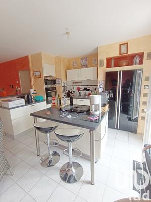 Maison - 80 m² - 4 pièces