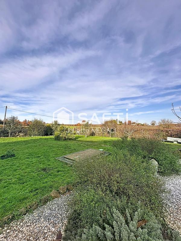 Maison - 331 m² - 8 pièces