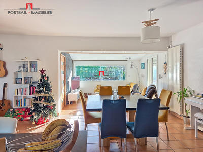 Maison - 147 m² - 5 pièces