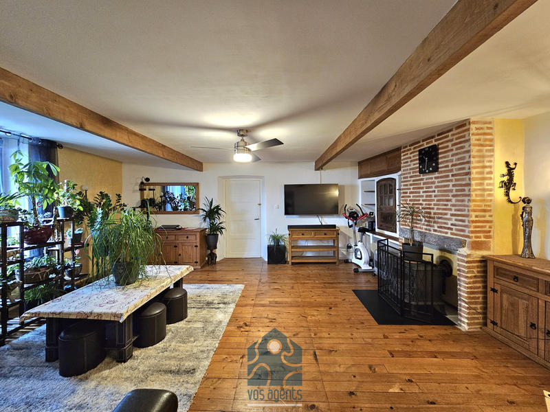 Maison - 200 m² - 5 pièces