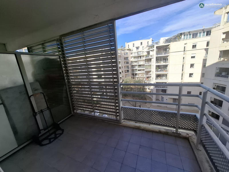 Appartement - 94 m² - 6 pièces