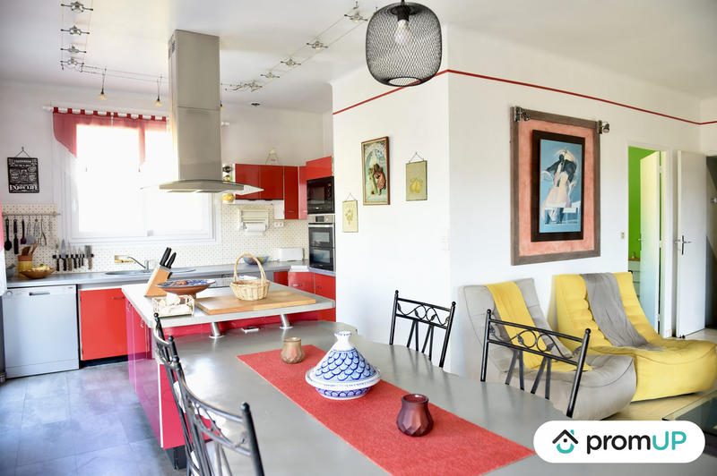 Villa - 168 m² - 6 pièces