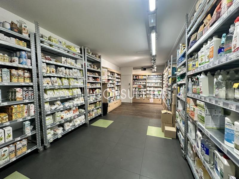 Local commercial - 310 m²
