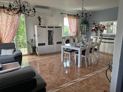 Maison - 153 m² - 6 pièces