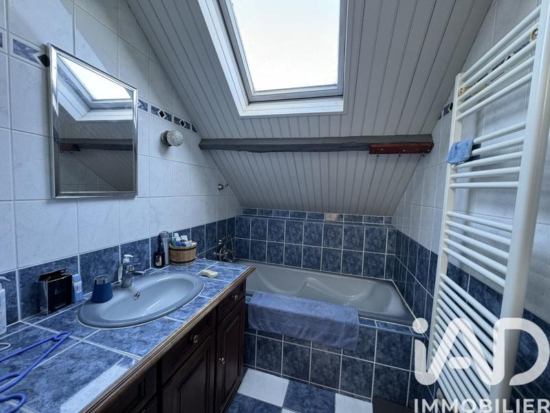 Maison de village - 100 m² - 4 pièces