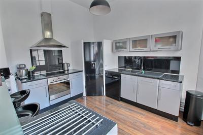 Maison bourgeoise - 181 m² - 6 pièces