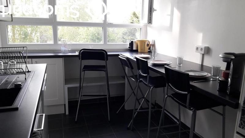 Chambre - 10 m² - 1 pièce