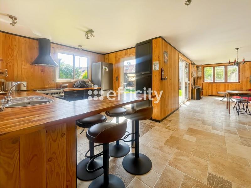 Maison - 108 m² - 6 pièces