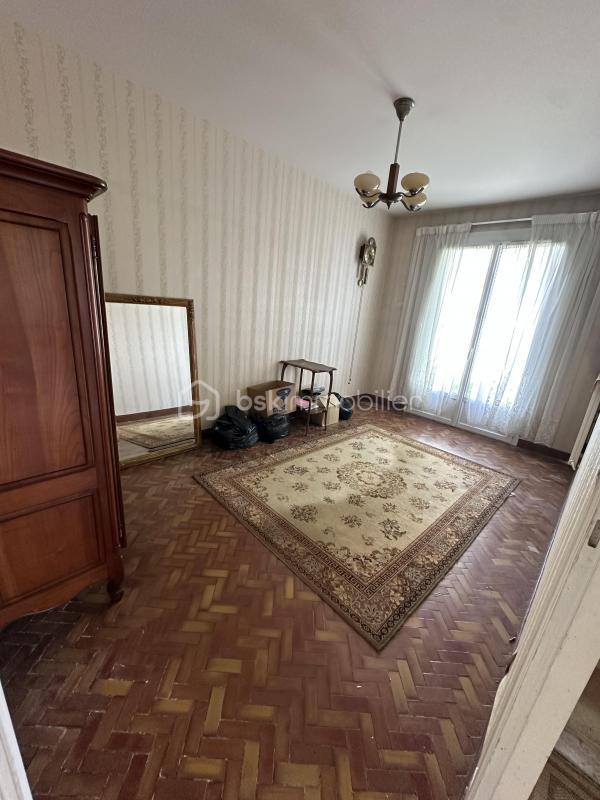 Maison - 185 m² - 6 pièces