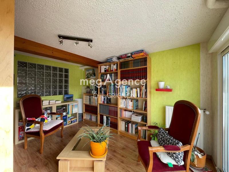 Maison - 230 m² - 5 pièces