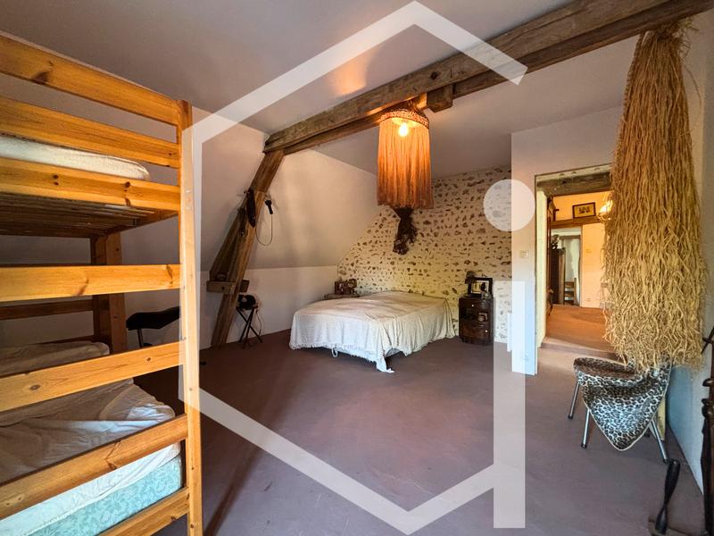 Maison - 143 m² - 5 pièces