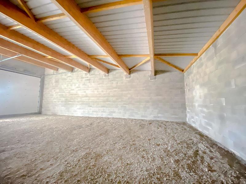 Local d'activité / Entrepôt - 135 m² - 1 pièce