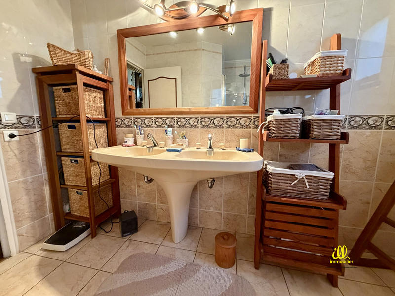 Maison - 109 m² - 6 pièces