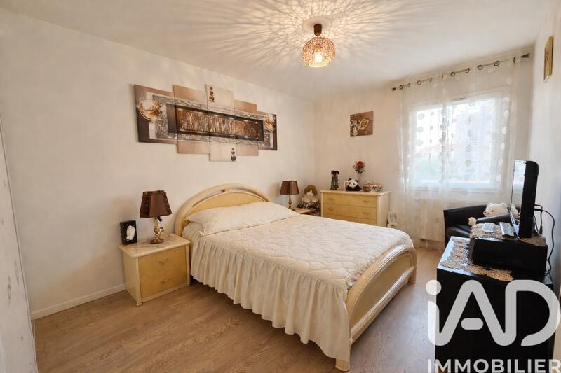 Maison - 89 m² - 4 pièces